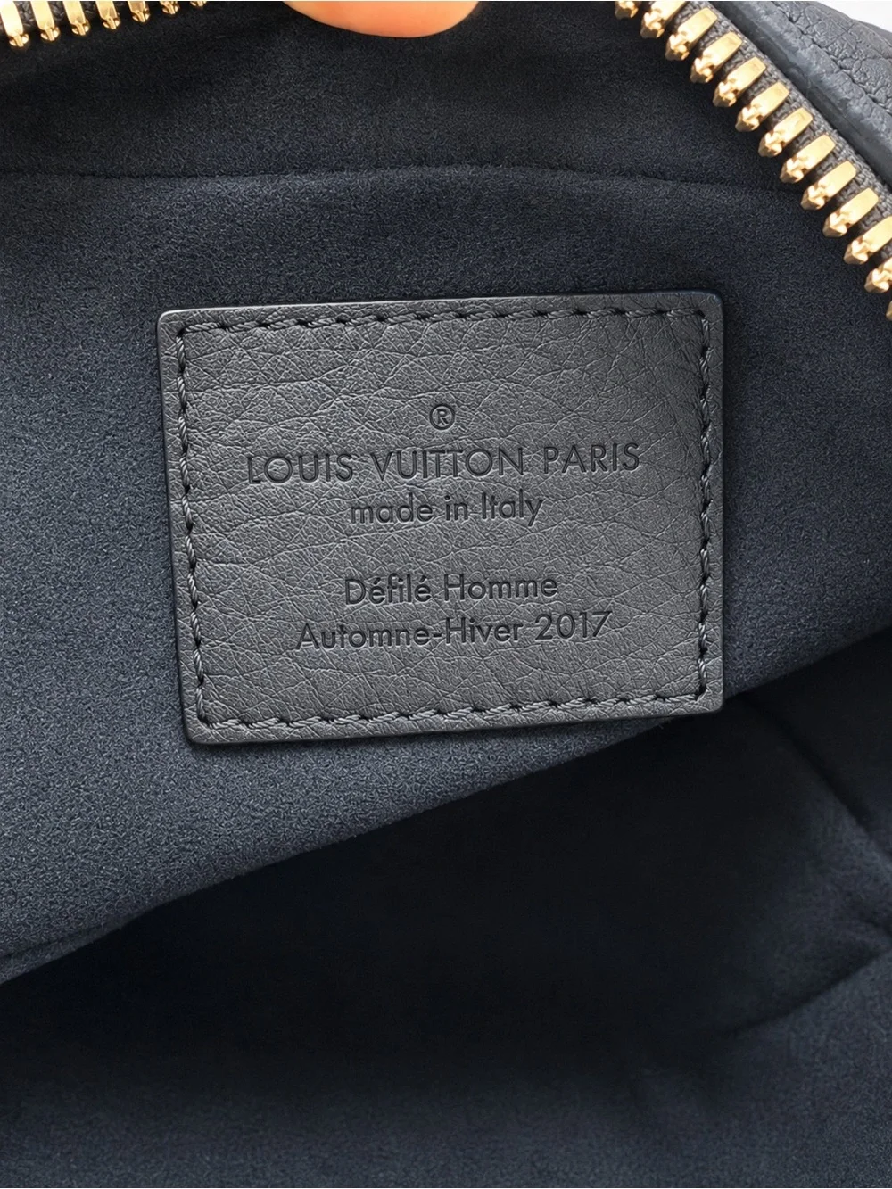 Louis Vuitton Danube PM Navy Taurillon Leather LV Circle Crossbody Bag 2017